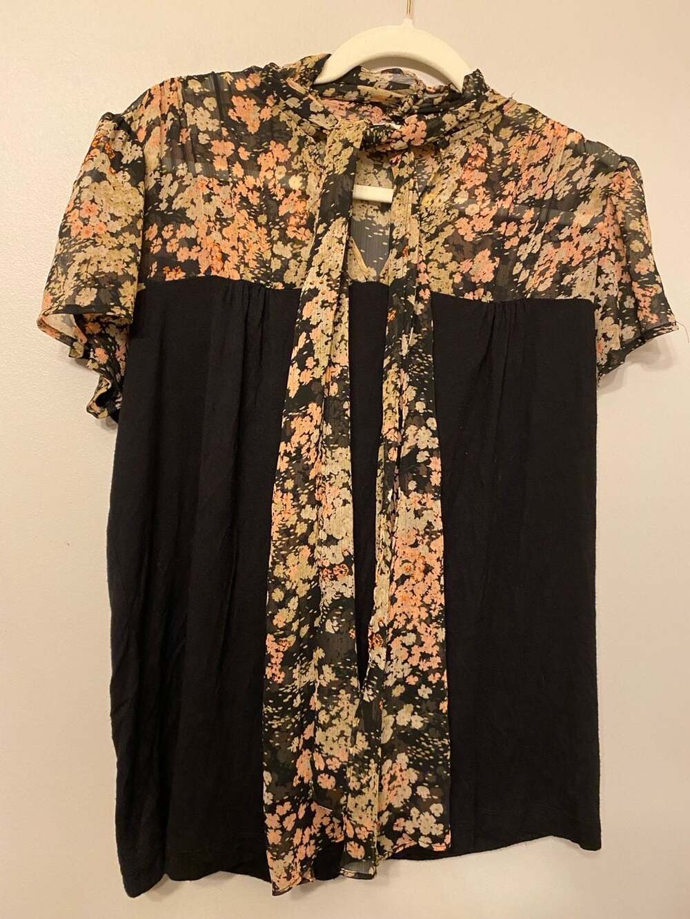 Tiny Black And Floral Tie Neck Short Sleeve Blouse